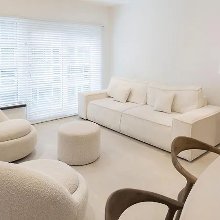 Elegant Seaside Retreat For Four - 'casa Luigi' Nieuwpoort