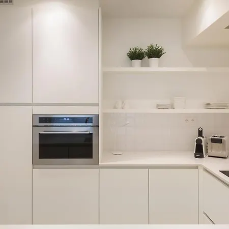 Apartamento Elegant Seaside Retreat For Four - 'casa Luigi'